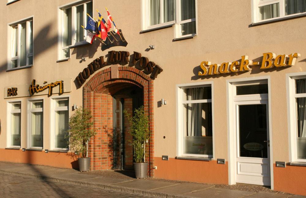 Altstadt Hotel Zur Post Stralsund Ngoại thất bức ảnh