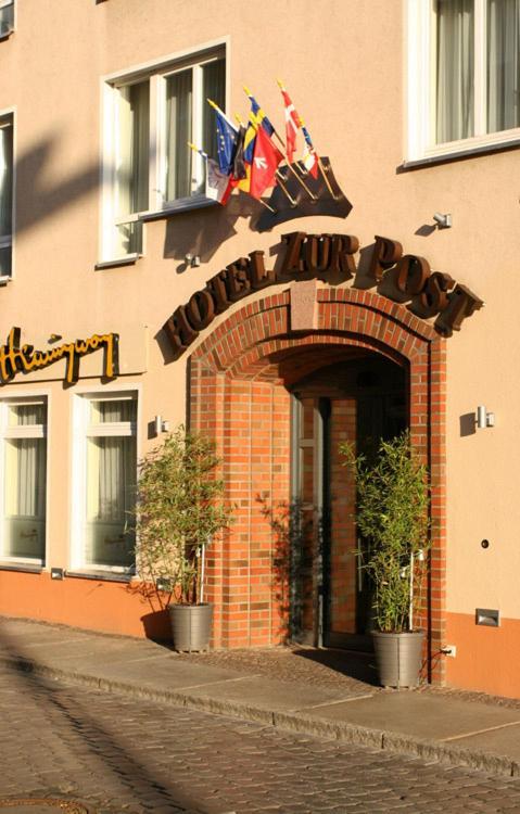 Altstadt Hotel Zur Post Stralsund Ngoại thất bức ảnh